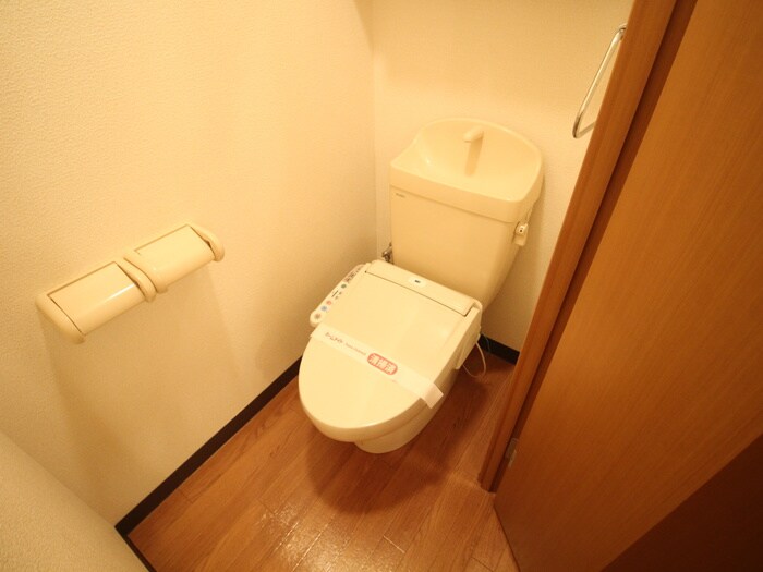 物件内観写真14　(トイレ)