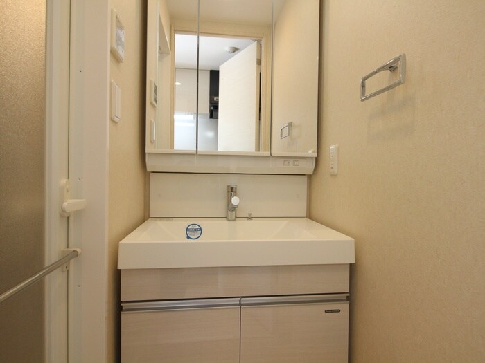 物件内観写真13　(洗面)