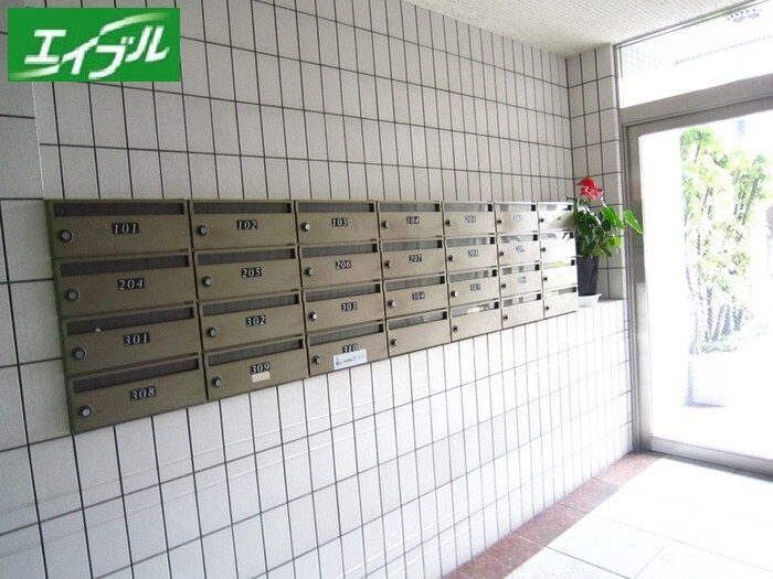 物件外観写真4　(建物設備)