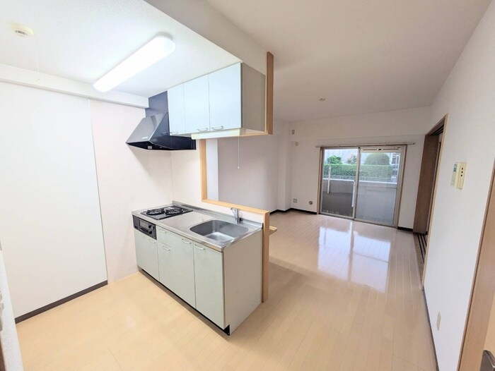 物件内観写真4　(居室)