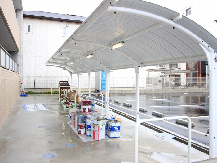 物件外観写真5　(駐輪場)