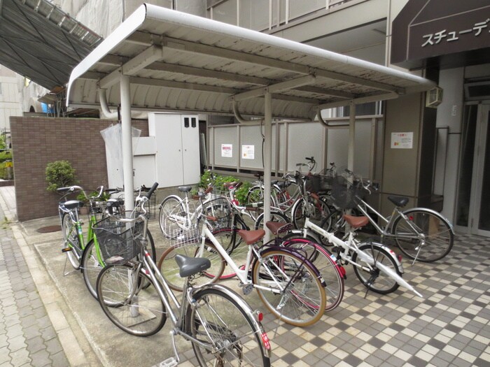 物件外観写真5　(駐輪場)