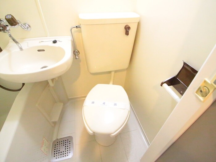 物件内観写真12　(トイレ)