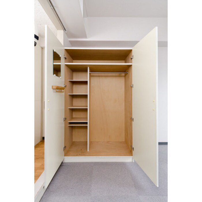 物件内観写真12　(収納)