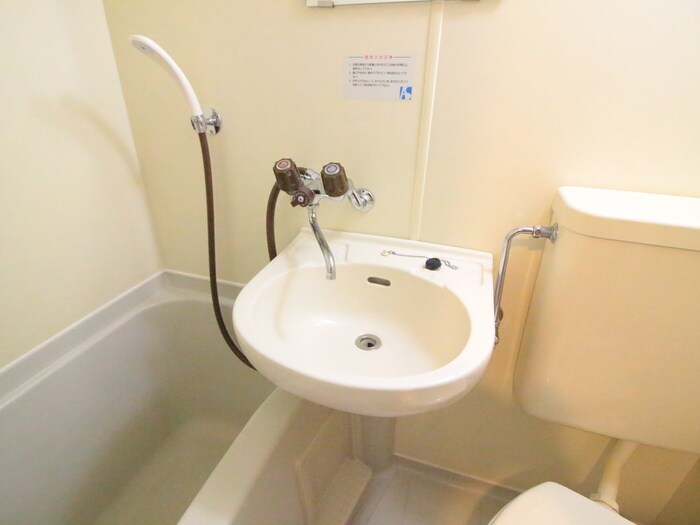 物件内観写真13　(洗面)