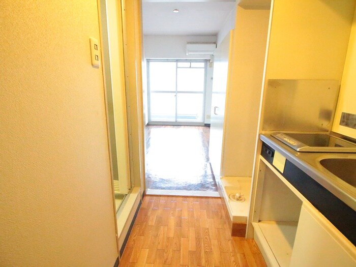 物件内観写真17　(廊下)