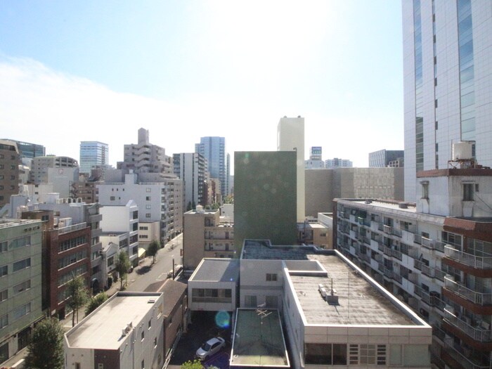 物件内観写真18　(室内からの展望)