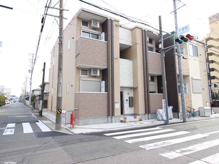 物件外観写真4　(外観写真)