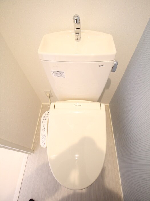 物件内観写真13　(トイレ)