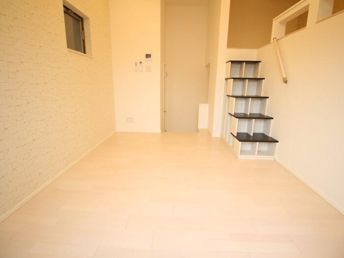 物件内観写真15　(居室)