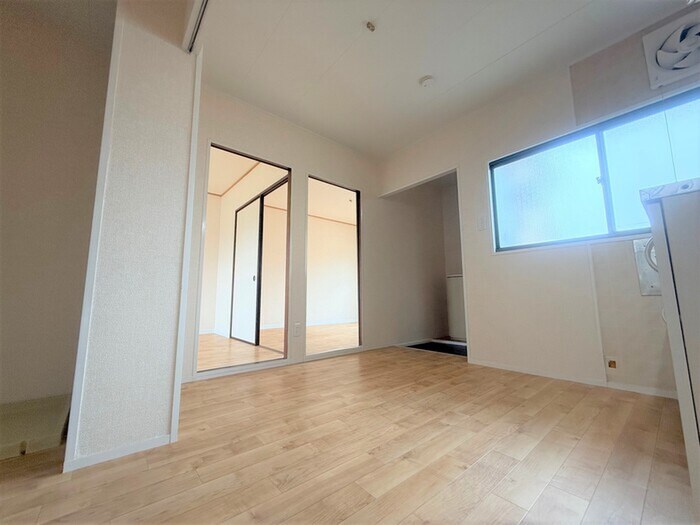 物件内観写真13　(居室)