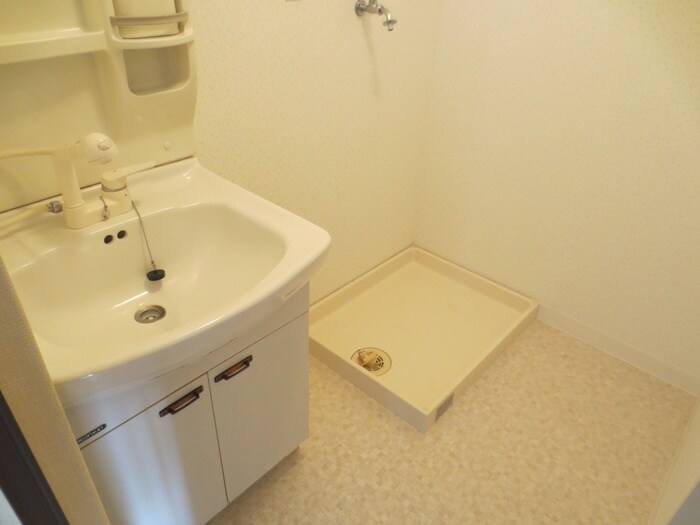 物件内観写真8　(洗面)