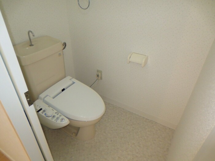 物件内観写真11　(トイレ)