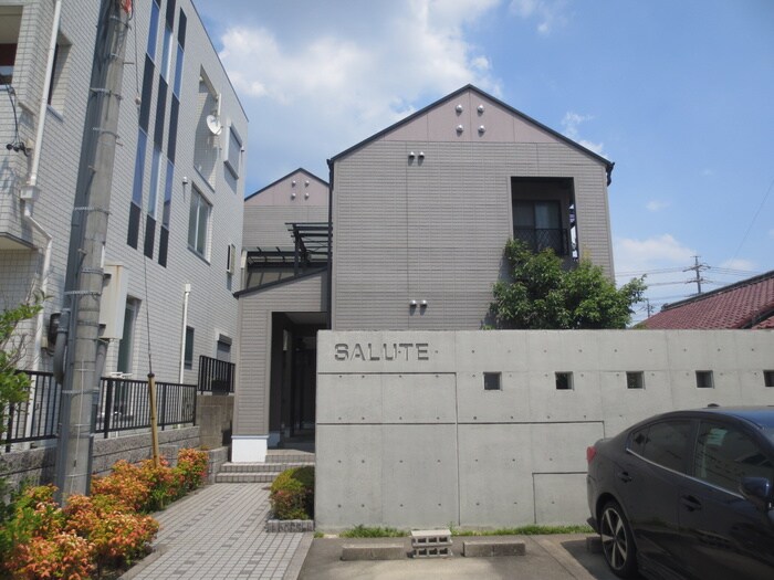 物件外観写真1　(外観写真)