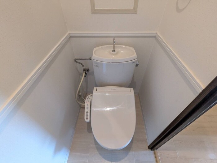 物件内観写真13　(トイレ)