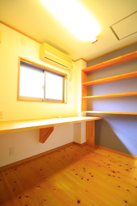 物件内観写真19　(居室)