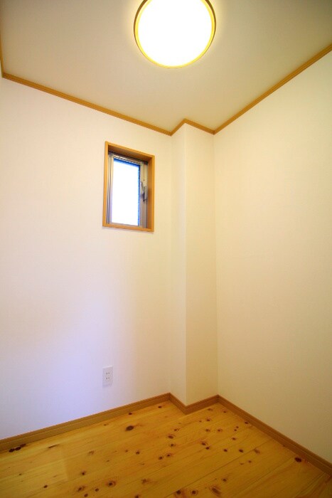 物件内観写真21　(収納)