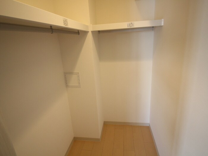 物件内観写真14　(収納)