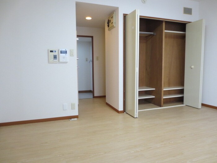 物件内観写真12　(居室)