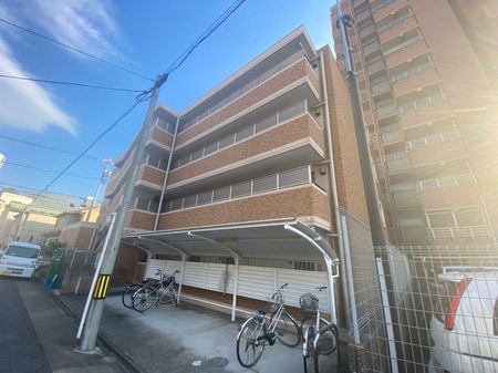 セレスティアル大曽根外観写真