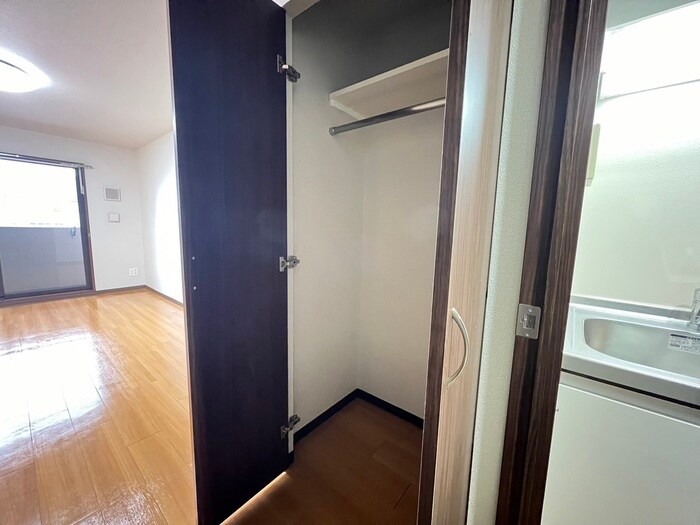 物件内観写真9　(収納)