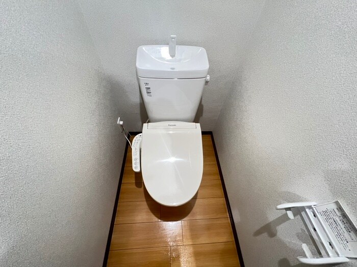 物件内観写真11　(トイレ)