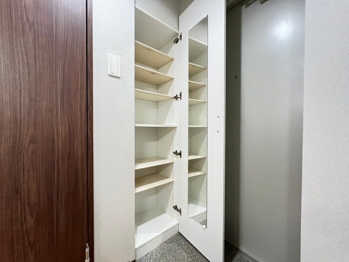 物件内観写真17　(靴箱)