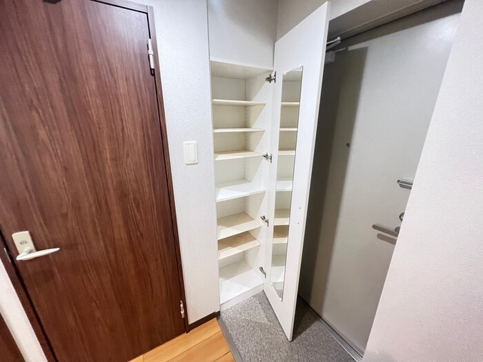 物件内観写真17　(靴箱)