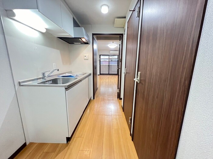 物件内観写真20　(廊下)