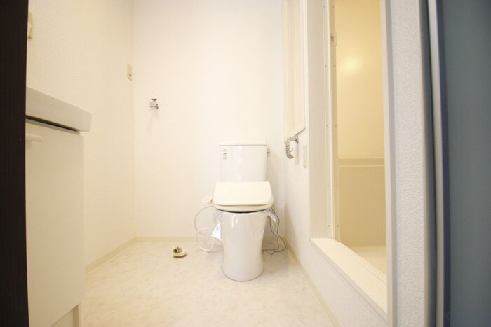 物件内観写真13　(トイレ)