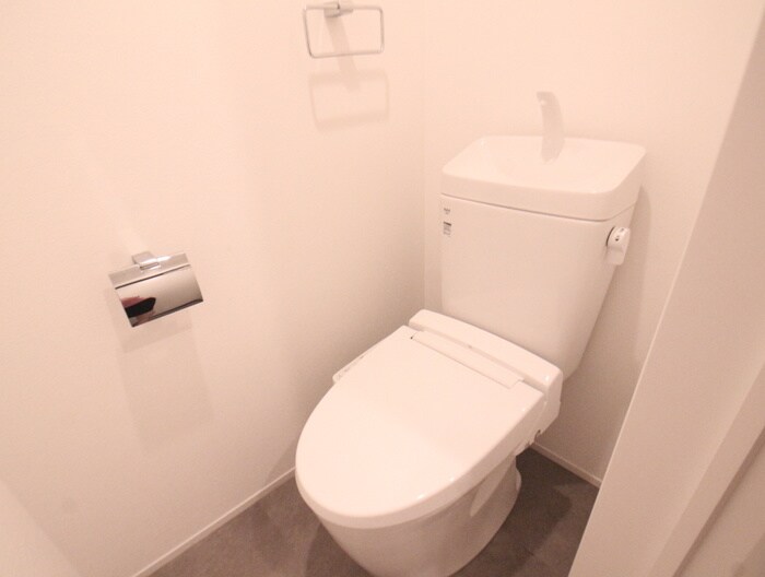 物件内観写真13　(トイレ)