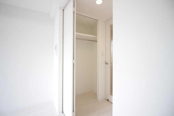 物件内観写真10　(収納)
