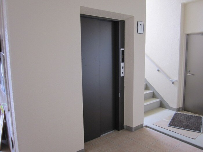 物件外観写真3　(建物設備)