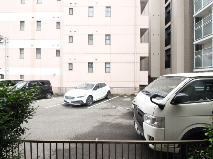 物件内観写真22　(室内からの展望)