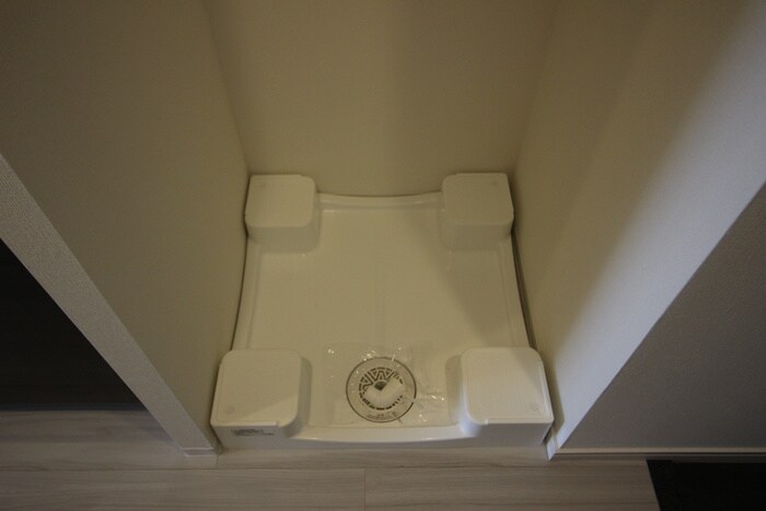 物件内観写真14　(洗濯機置場)