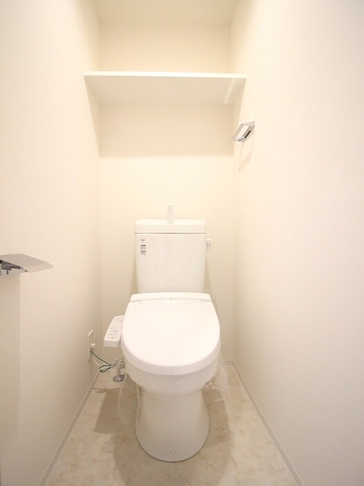 物件内観写真14　(トイレ)