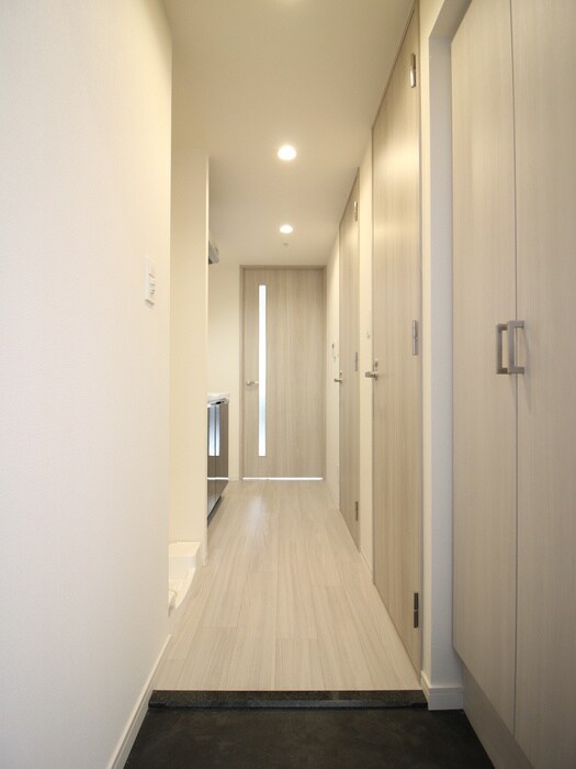 物件内観写真15　(玄関)