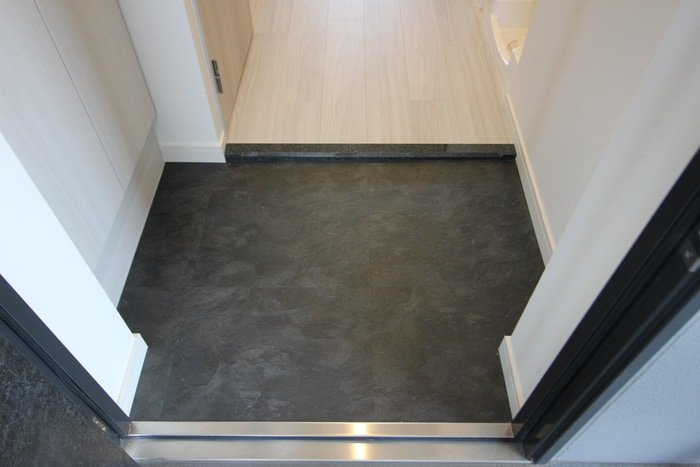 物件内観写真15　(玄関)