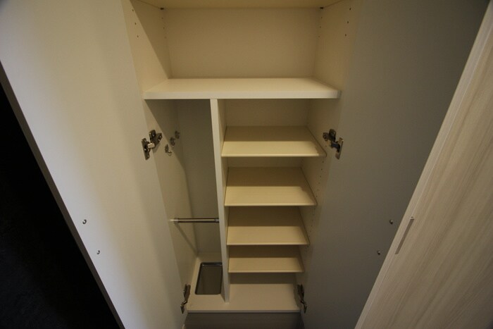 物件内観写真17　(靴箱)