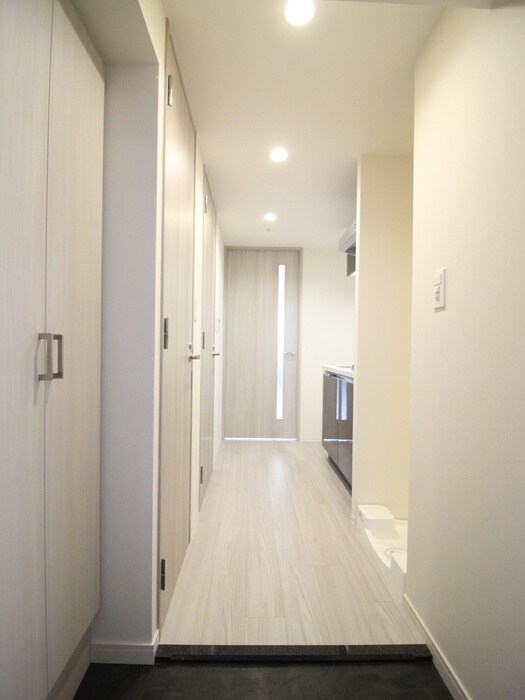 物件内観写真19　(玄関)