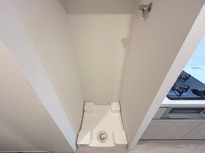 物件内観写真13　(洗濯機置場)