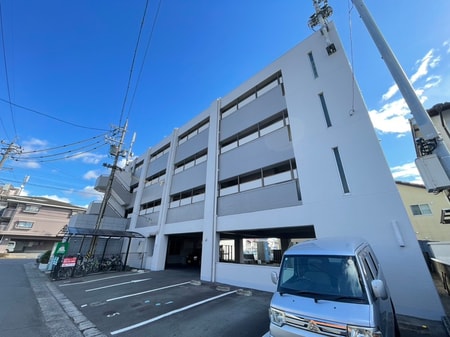 メゾン春日井外観写真