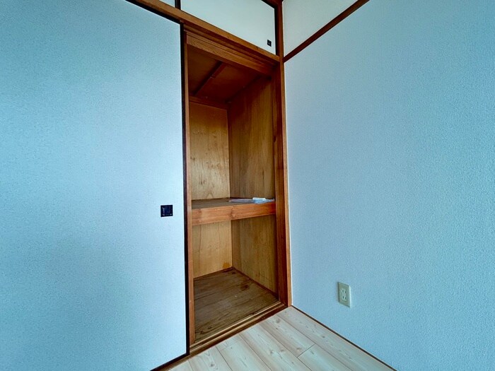 物件内観写真13　(収納)