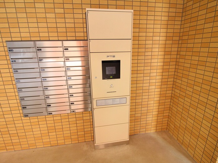 物件外観写真4　(建物設備)