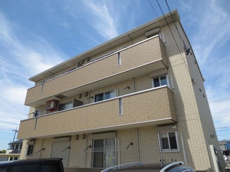 リヴァージュ外観写真