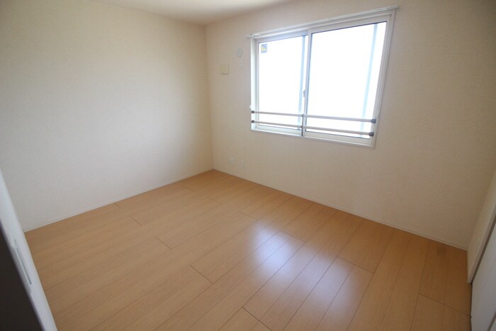 物件内観写真11　(居室)