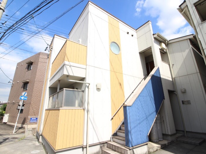 物件外観写真2　(外観写真)