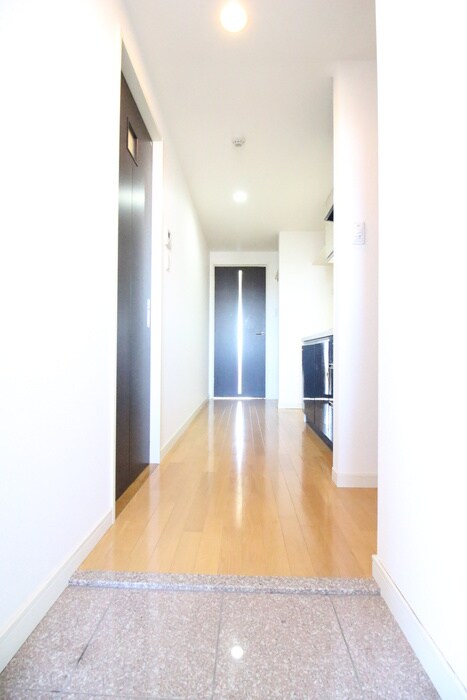 物件内観写真17　(玄関)