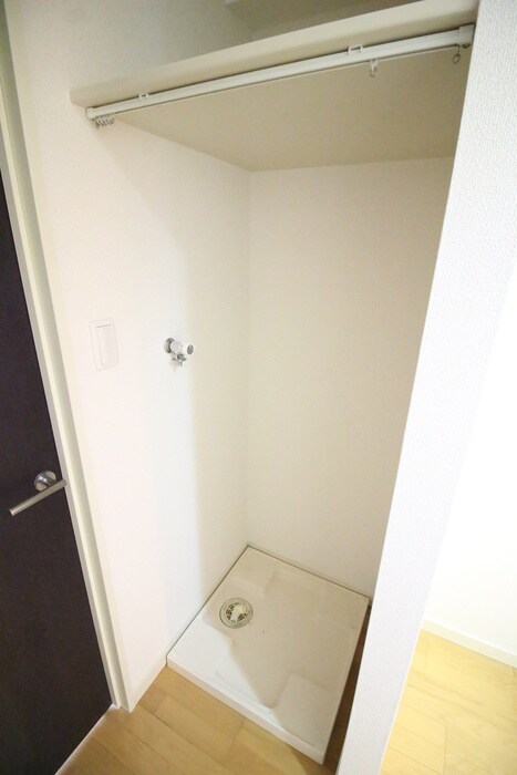 物件内観写真19　(洗濯機置場)