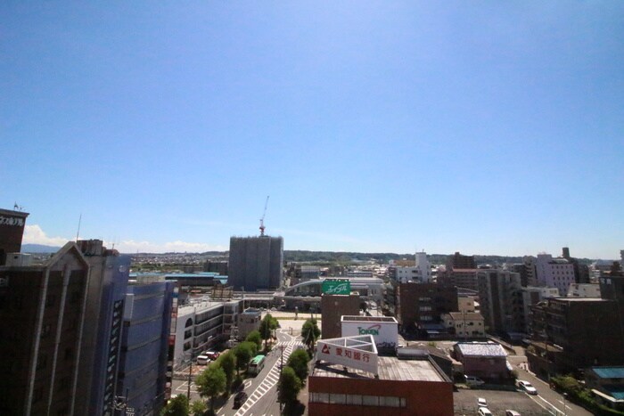 物件内観写真22　(室内からの展望)